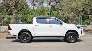 Toyota, Hilux Revo 2021 Toyota HILUX REVO DOUBLE CAB 2.4 MID PRERUNNER 2021 Mellocar
