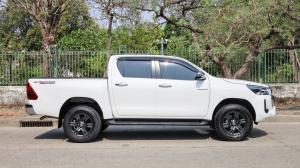 Toyota HILUX REVO DOUBLE CAB 2.4 MID PRERUNNER 2021 Toyota, Hilux Revo 2021