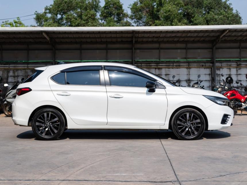 HATCHBACK