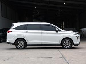 Toyota Veloz 1.5 SMART ปี 2022 เครื่องยนต์ 1500 cc เกียร์ออร์โต้ สีขาว Toyota, Veloz 2022