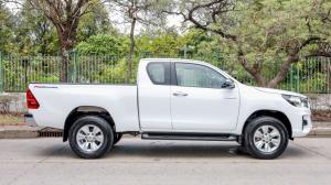Toyota, Hilux Revo 2019 Toyota HILUX REVO SMART CAB 2.4 E PRERUNNER 2019 Mellocar