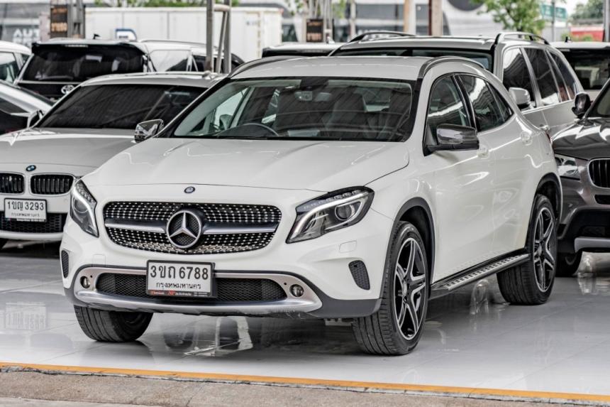 Mercedes