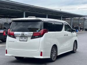 Toyota, Alphard 2015 Toyota Alphard.  Van 4dr 7st 2.5SC Package Mellocar