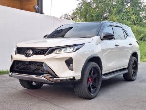 Toyota, Fortuner 2020 Toyota Fortuner 2.8 Legender  4WD Black Top Y2020 Mellocar