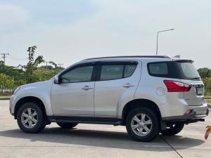 Isuzu, MU-X 2015 ISUZU MUX Wagon 4dr 7st Auto 5sp RWD 2.5DCT  (VGS, DVD,Navi) Y15 สีเทา ออโต้ Mellocar