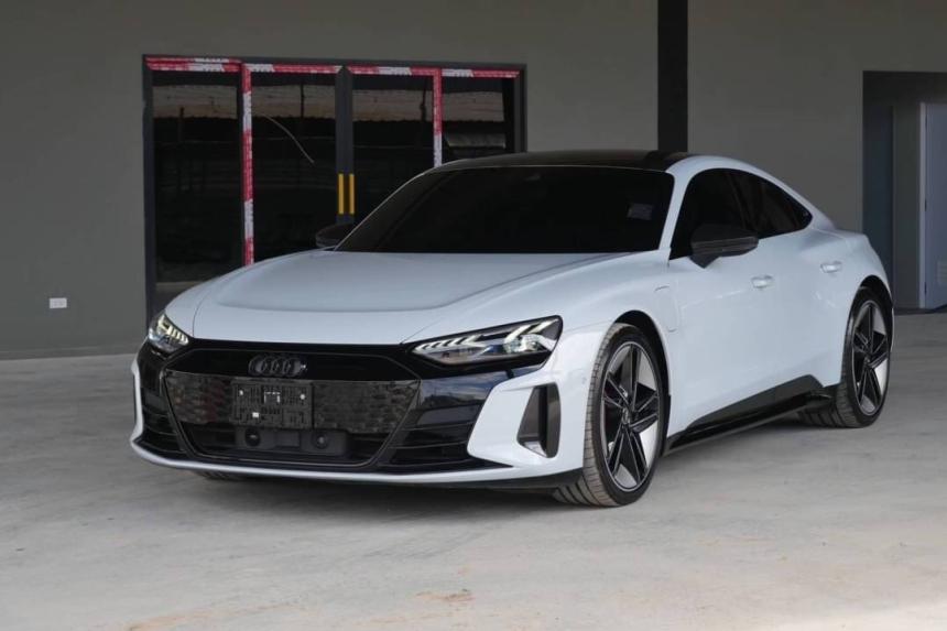 AUDI
