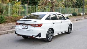 Toyota, Yaris Ativ 2022 Toyota #YARIS ATIV 1.2 Premium Luxury 2022  เกียร์ : ออโต้   เลขไมล์ : 30,xxx Mellocar