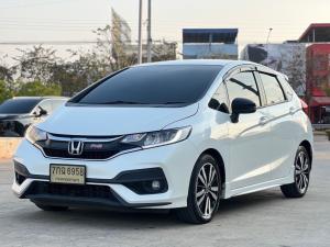 Honda, Jazz 2018 HONDA NEW JAZZ GK 1.5 RS TOP Y2018 สีขาวเกียรออโต้ Mellocar
