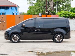 Hyundai, Staria 2022 Hyundai Staria 2.2 Diesel Van 4dr Premium lIst Auto 8sp  ปี 2022   สีดำ ออโต้ Mellocar