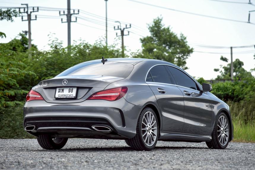Mercedes-BenzCLA250มือสองรุ่นAMGLine