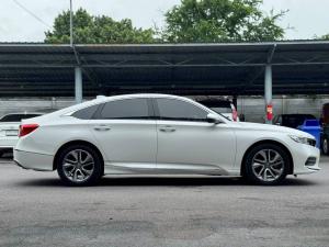 Honda, Accord 2019 HONDA ACCORD G10   Sedan 4dr TURBO EL CVT FWD  1.5iTC Y19 สีขาว ออโต้ Mellocar