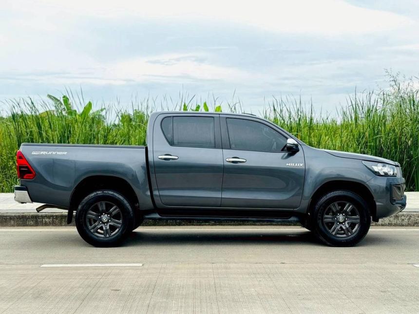 TOYOTAHILUXREVO