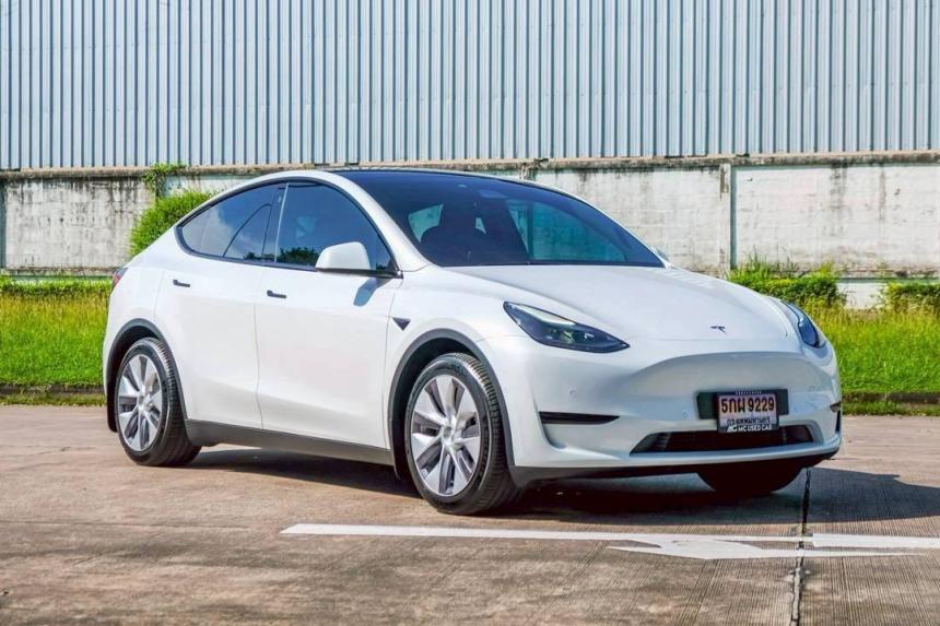 ราคาTeslaModelYมือสอง