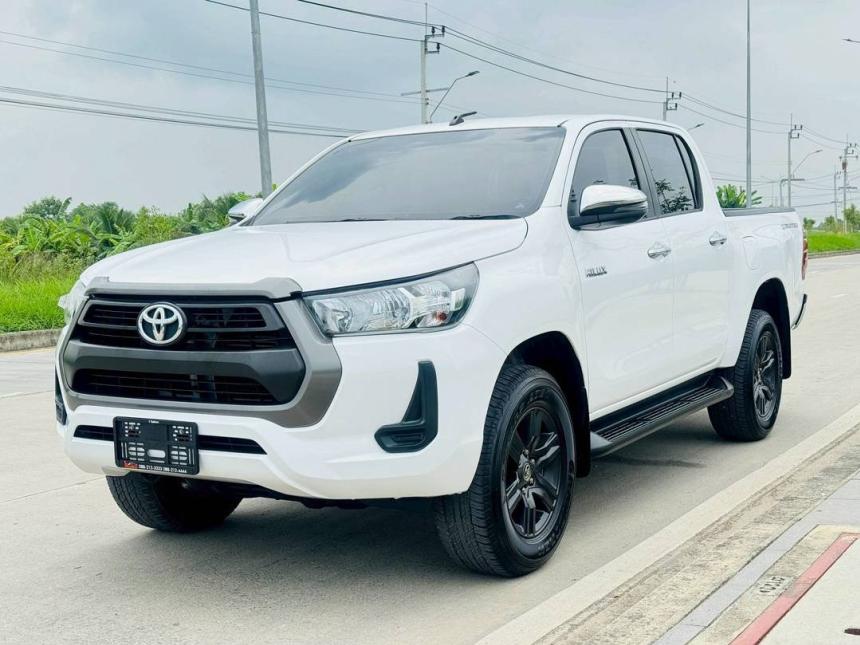 ToyotaHiluxRevoมือสอง