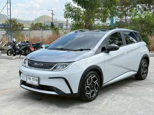 BYD, DOLPHIN 2023 BYD DOLPHIN-EV EXTENDED RANGE 2023 แท้ วิ่ง 4 หมื่นแท้  สีขาว ตัว Top Mellocar