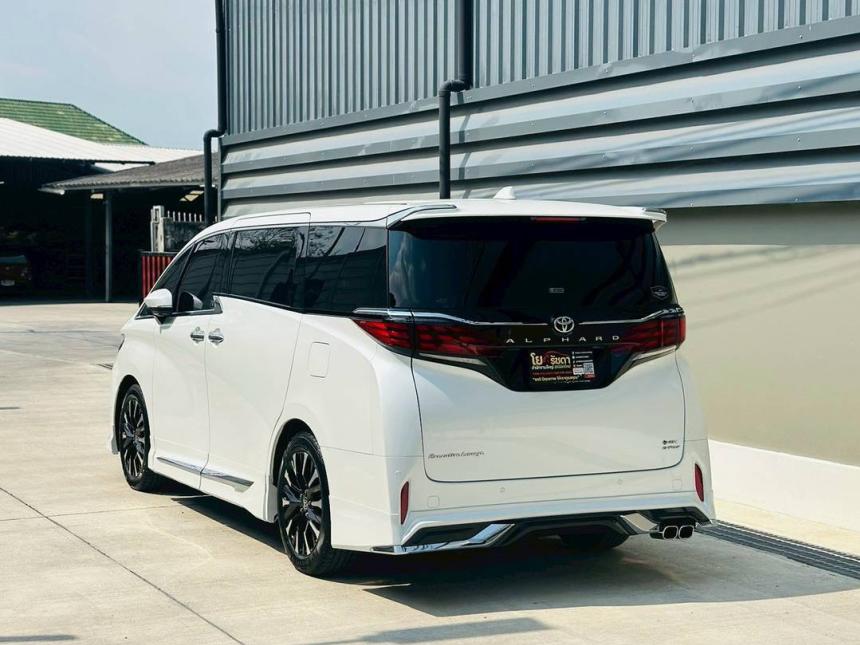 รถตู้หรู